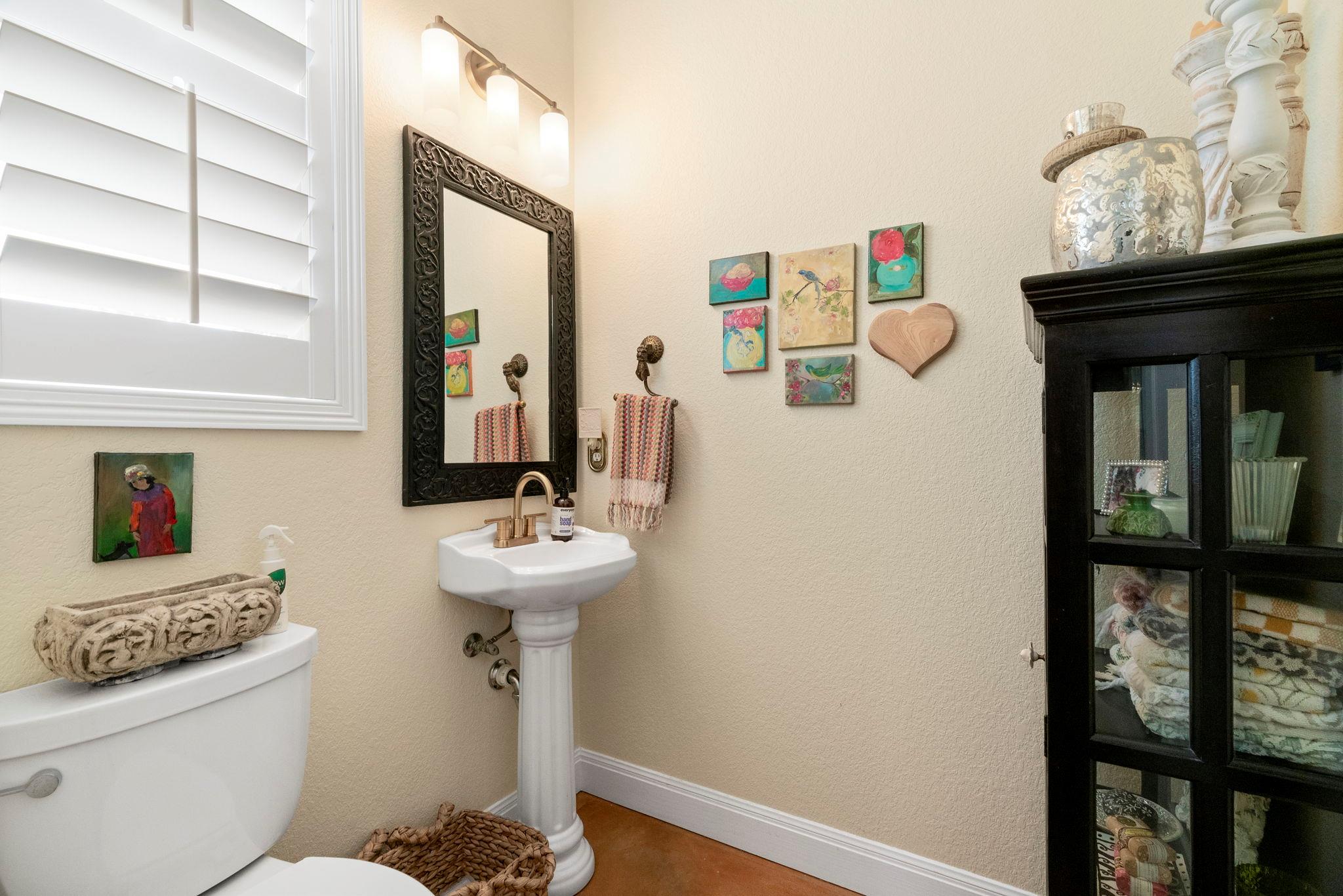 10921 Long Branch Dr, Austin, TX 78736