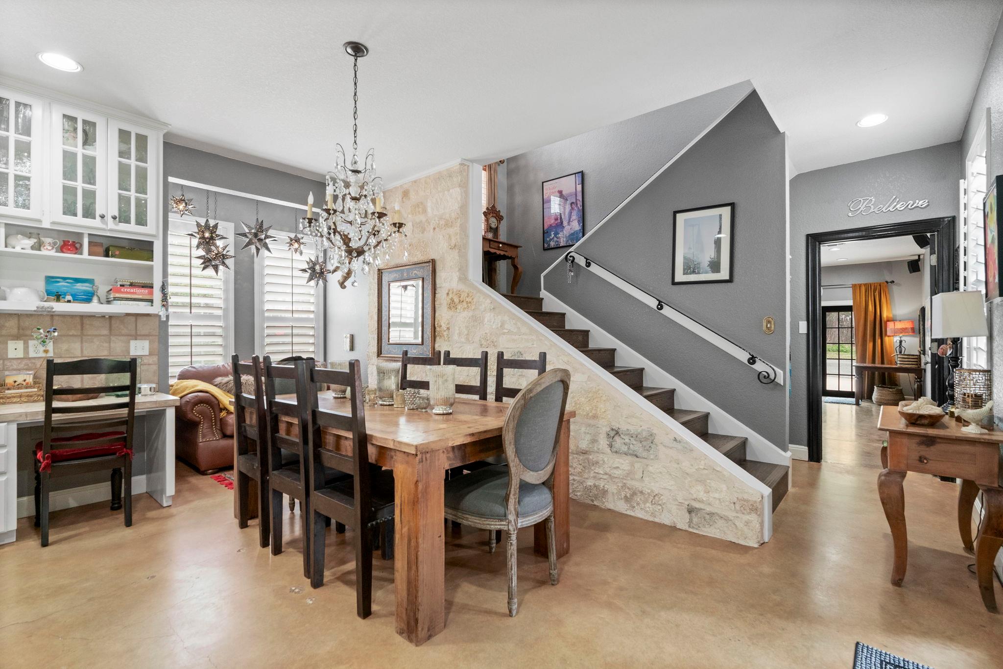 10921 Long Branch Dr, Austin, TX 78736