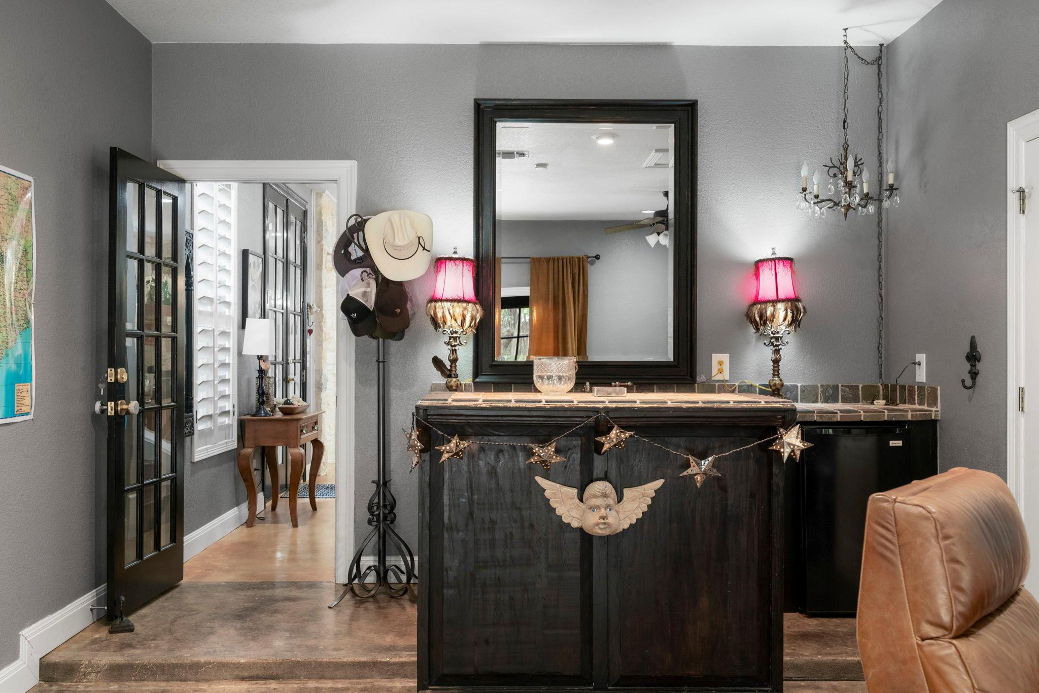 10921 Long Branch Dr, Austin, TX 78736