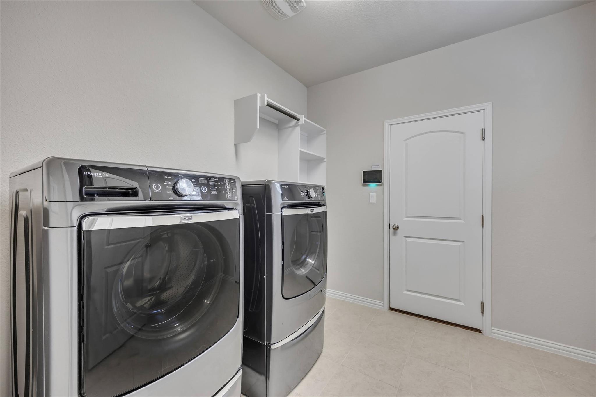 1136 Azul Lagoon Dr, Leander, TX 78641