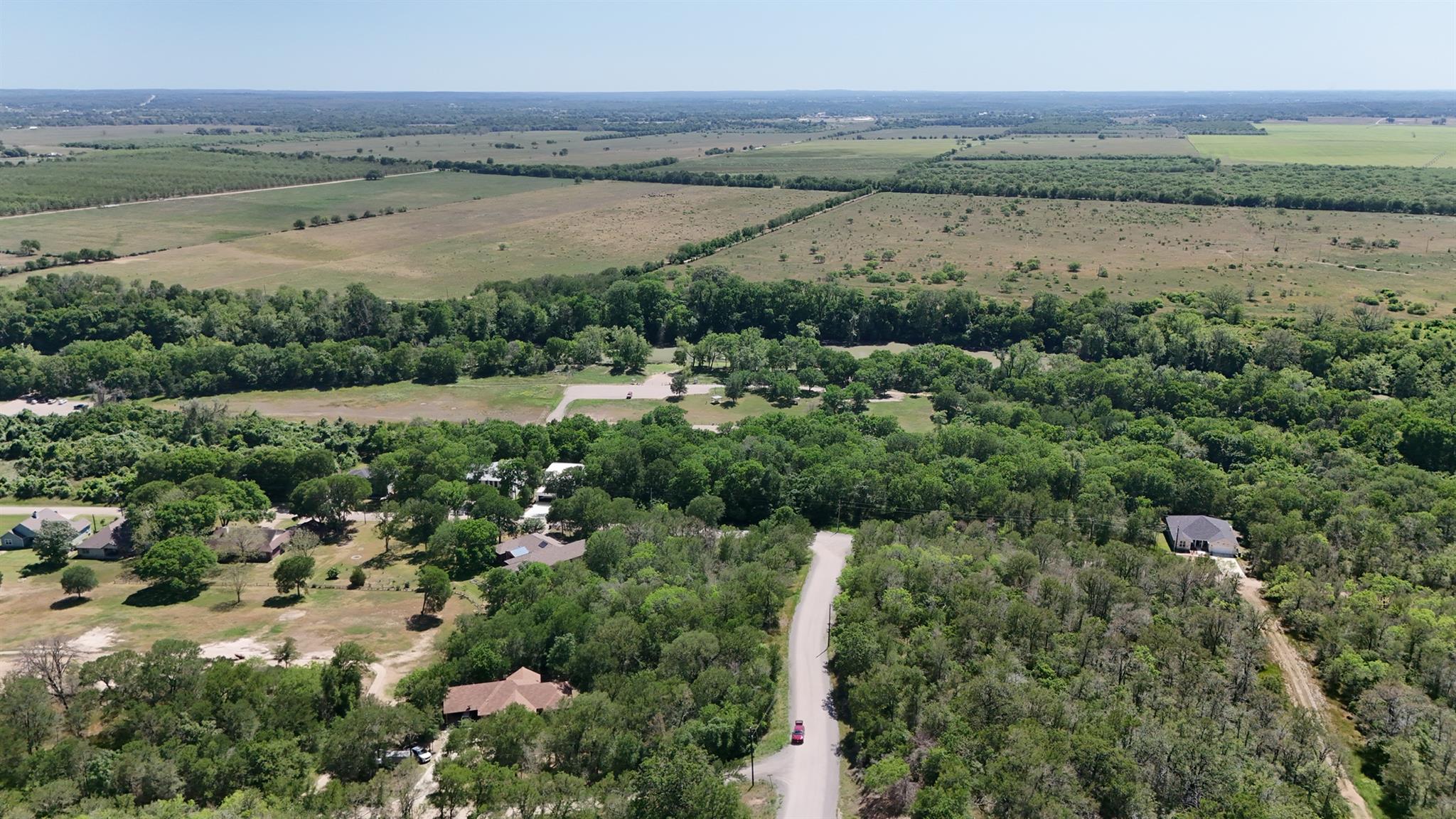 147 Waikiki Dr, Bastrop, TX 78602