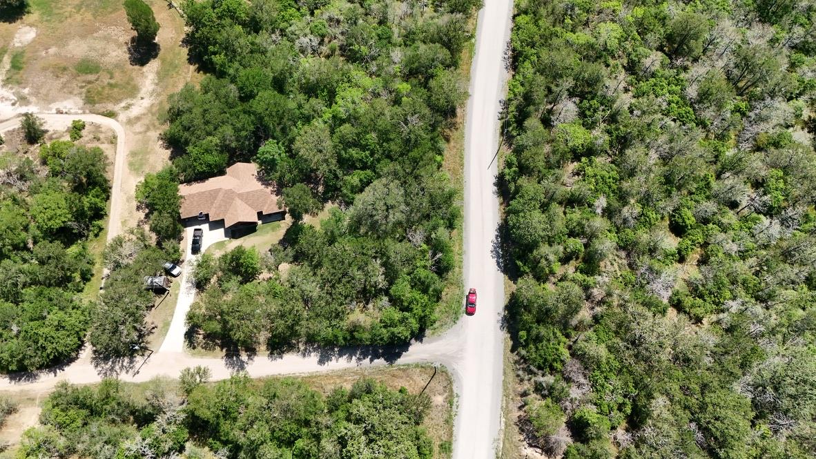 147 Waikiki Dr, Bastrop, TX 78602