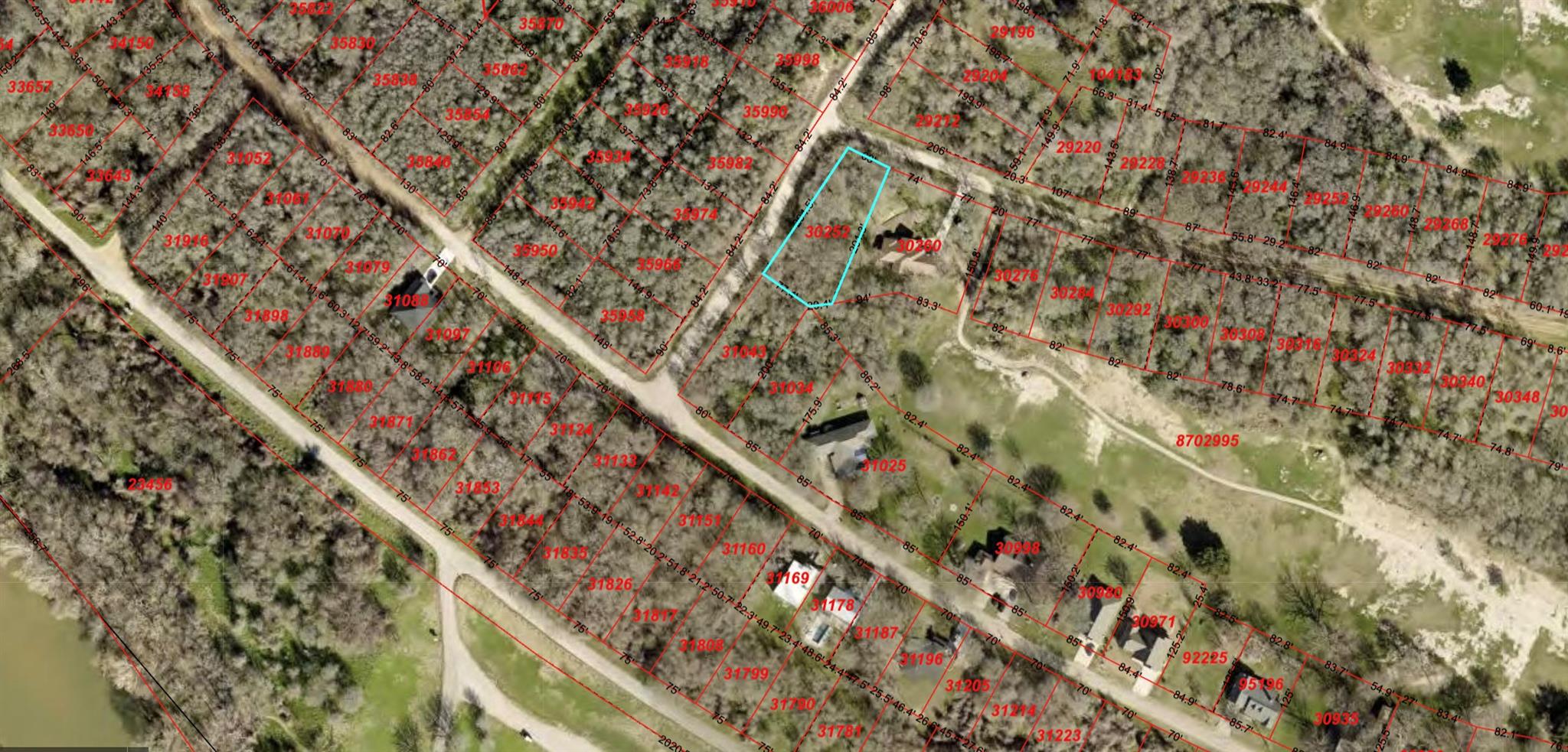 147 Waikiki Dr, Bastrop, TX 78602