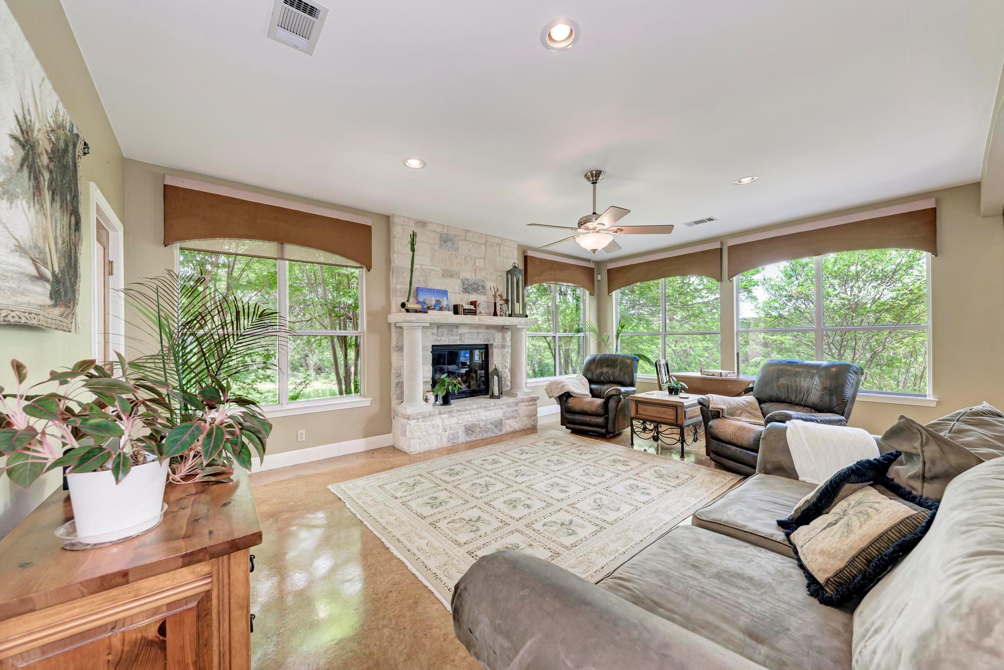 12326 Hanging Valley Dr, Austin, TX 78726