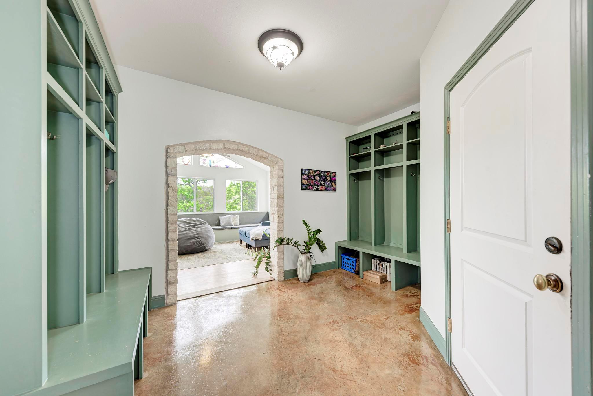12326 Hanging Valley Dr, Austin, TX 78726