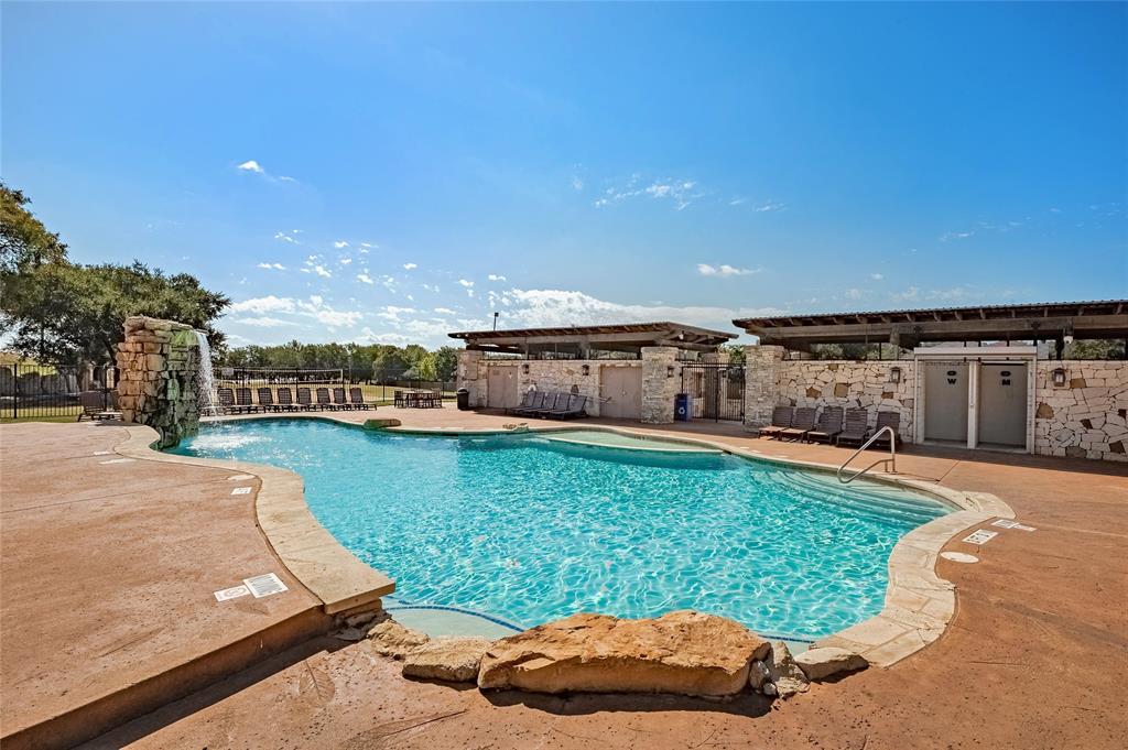 2737 Garnet Ridge Dr, Leander, TX 78641