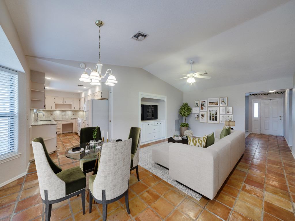 620 Lake Island Dr, Canyon Lake, TX 78133