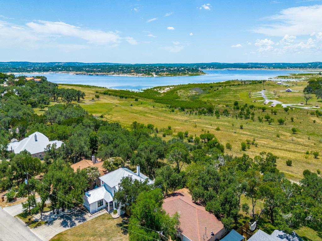 620 Lake Island Dr, Canyon Lake, TX 78133