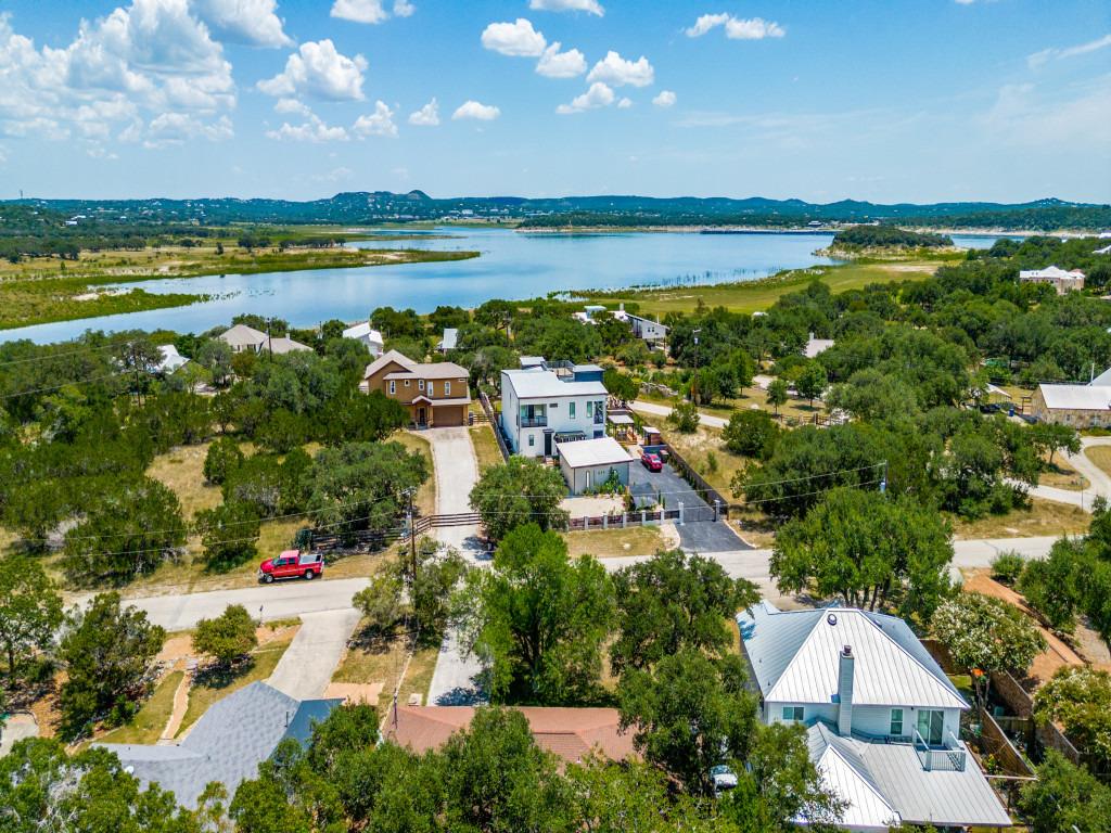 620 Lake Island Dr, Canyon Lake, TX 78133