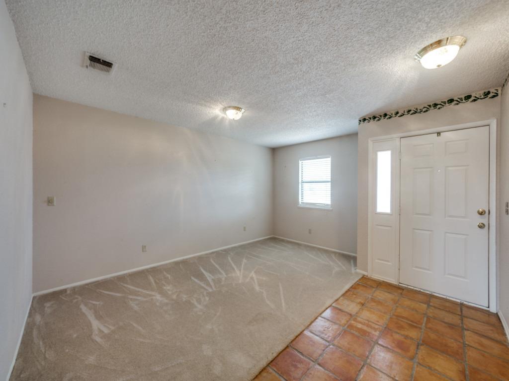 620 Lake Island Dr, Canyon Lake, TX 78133