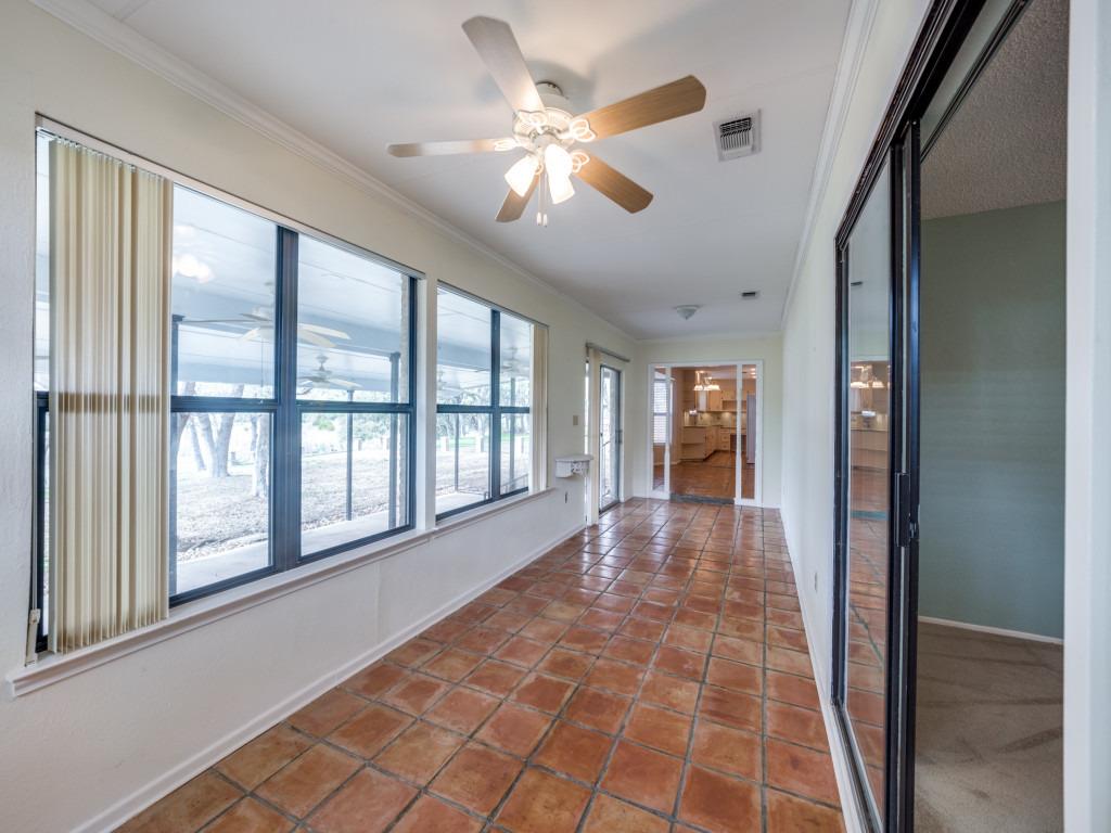 620 Lake Island Dr, Canyon Lake, TX 78133