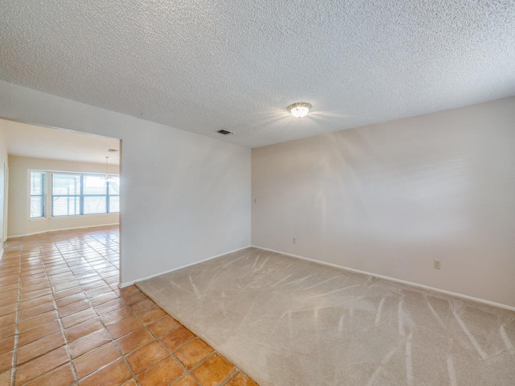 620 Lake Island Dr, Canyon Lake, TX 78133