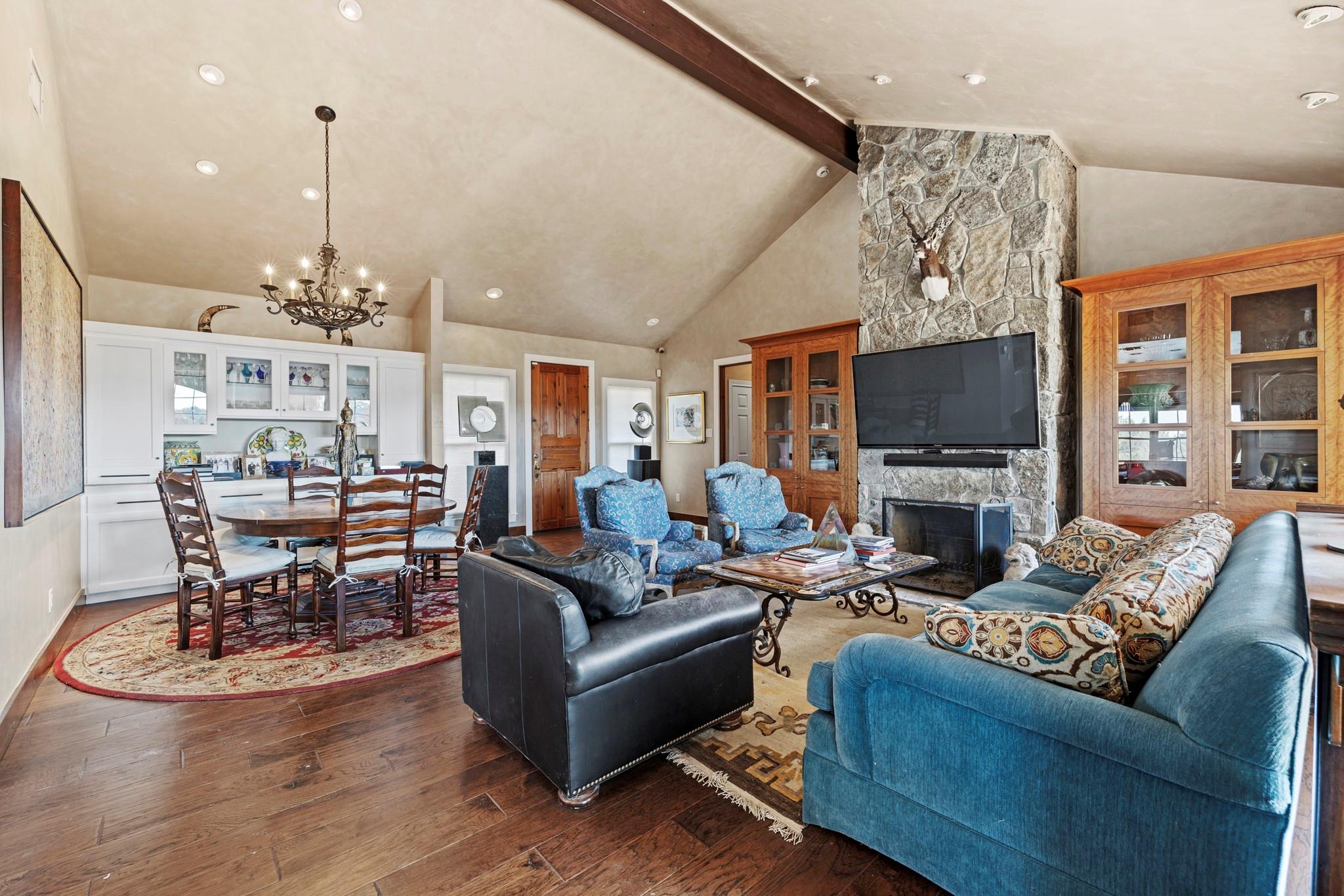 5801 Mount Gainor Rd, Dripping Springs, TX 78620