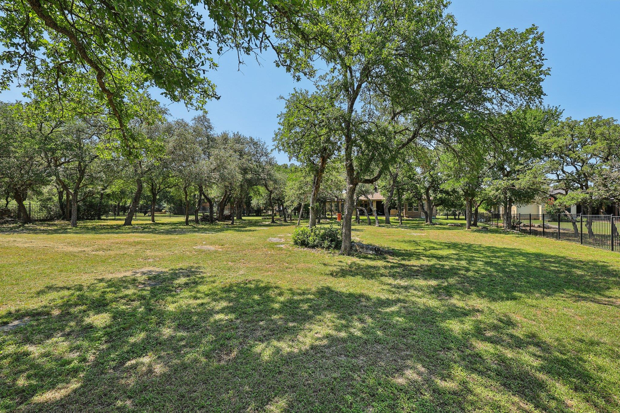 190 Estrella Xing, Georgetown, TX 78628