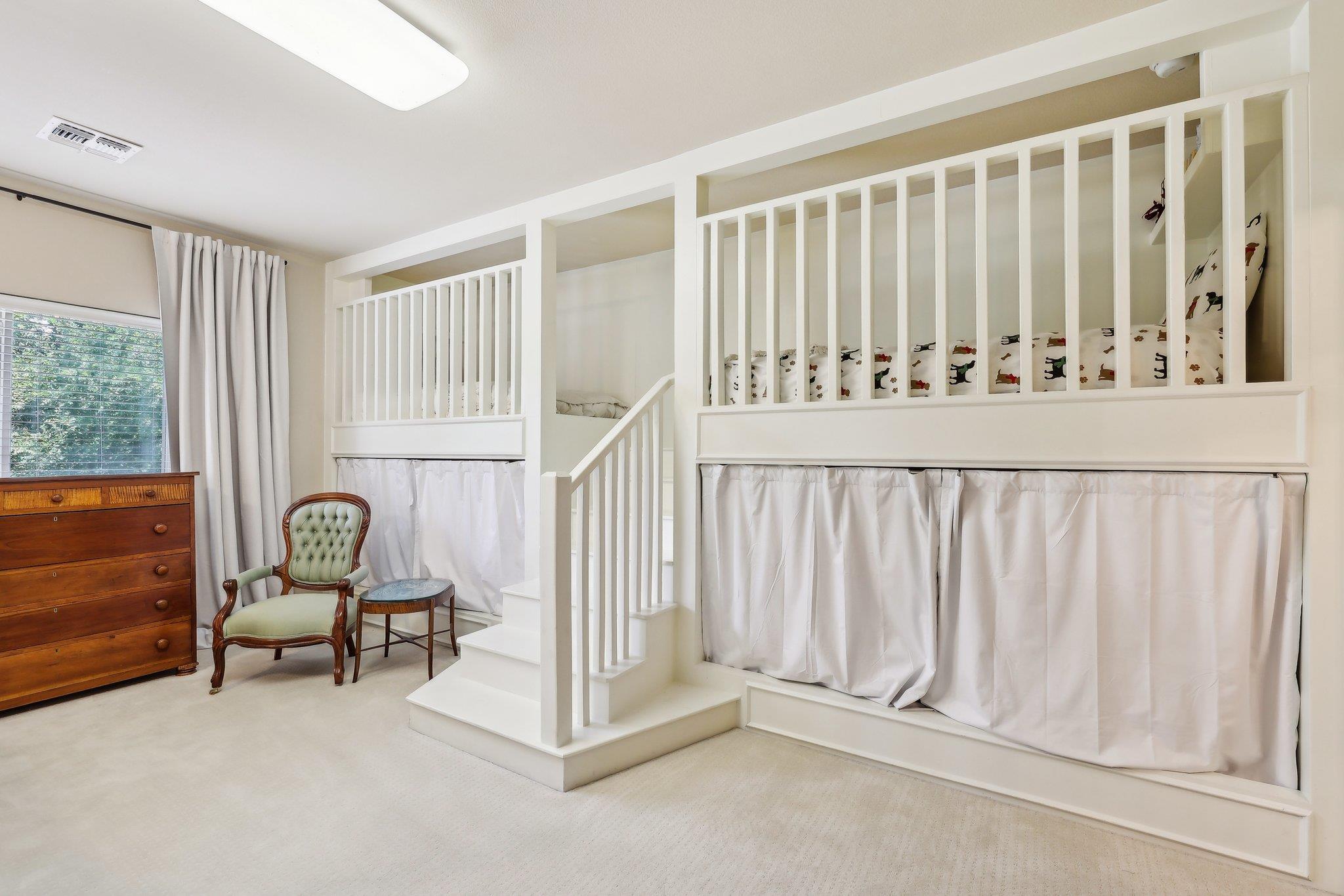 190 Estrella Xing, Georgetown, TX 78628