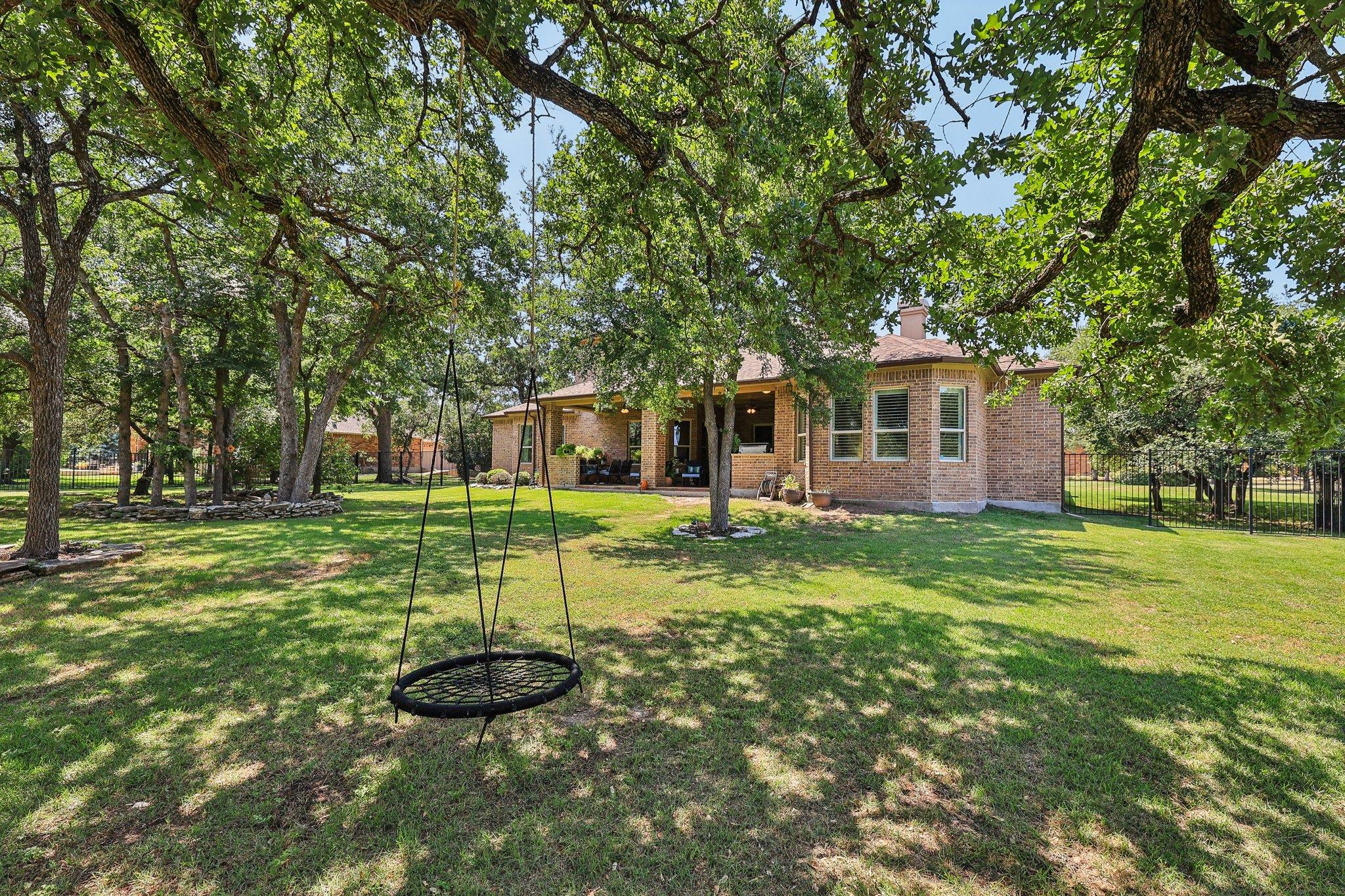 190 Estrella Xing, Georgetown, TX 78628