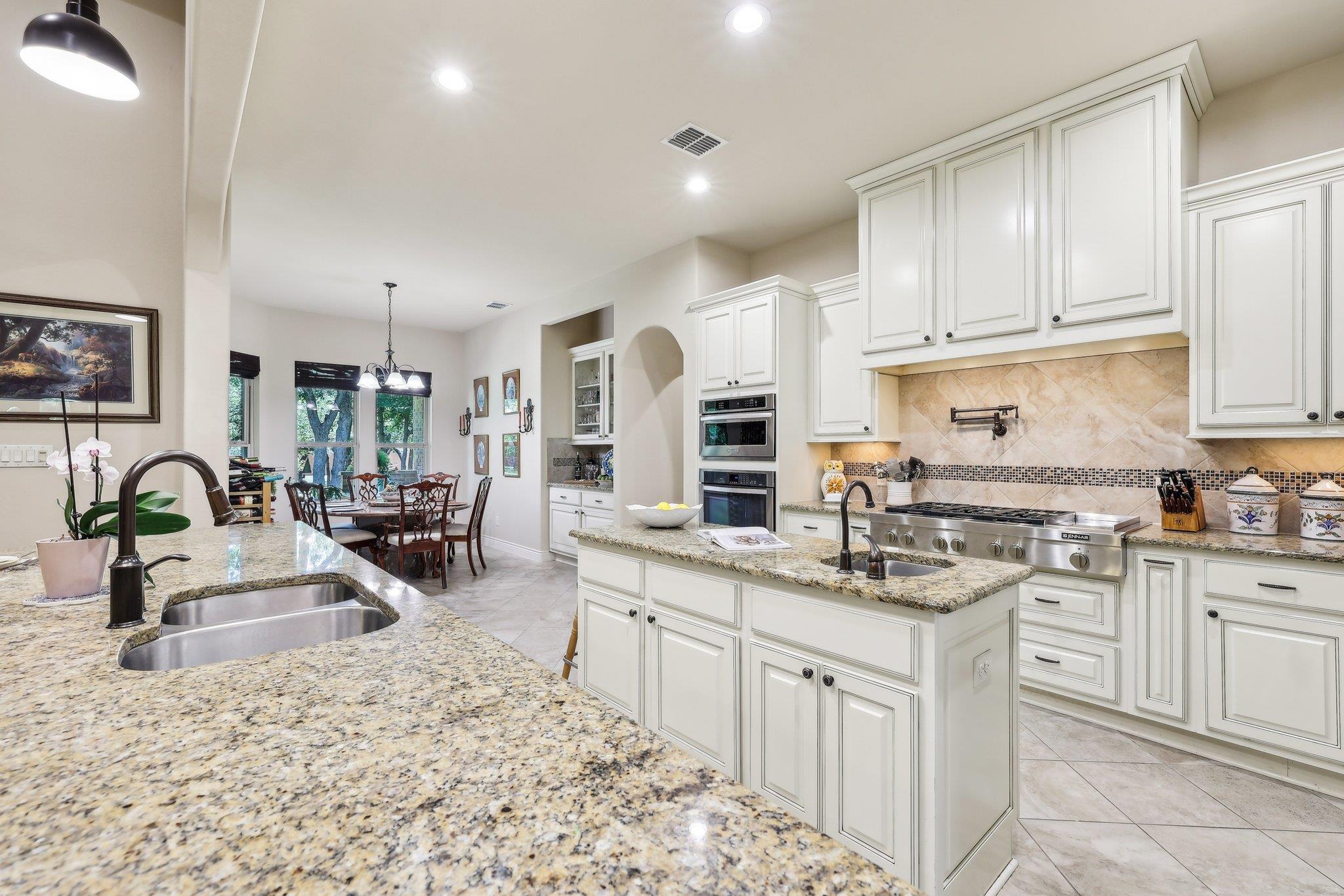 190 Estrella Xing, Georgetown, TX 78628