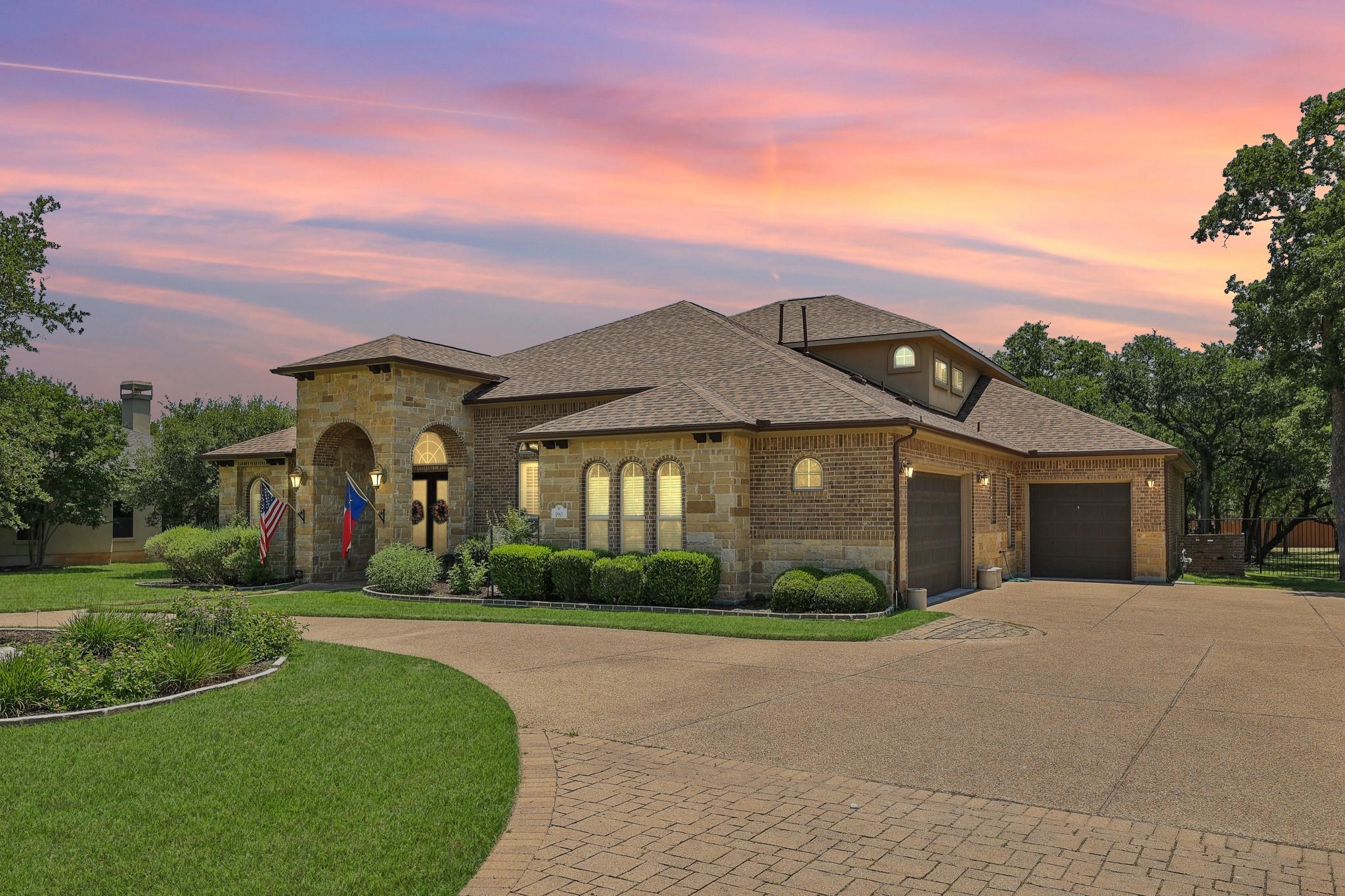 190 Estrella Xing, Georgetown, TX 78628