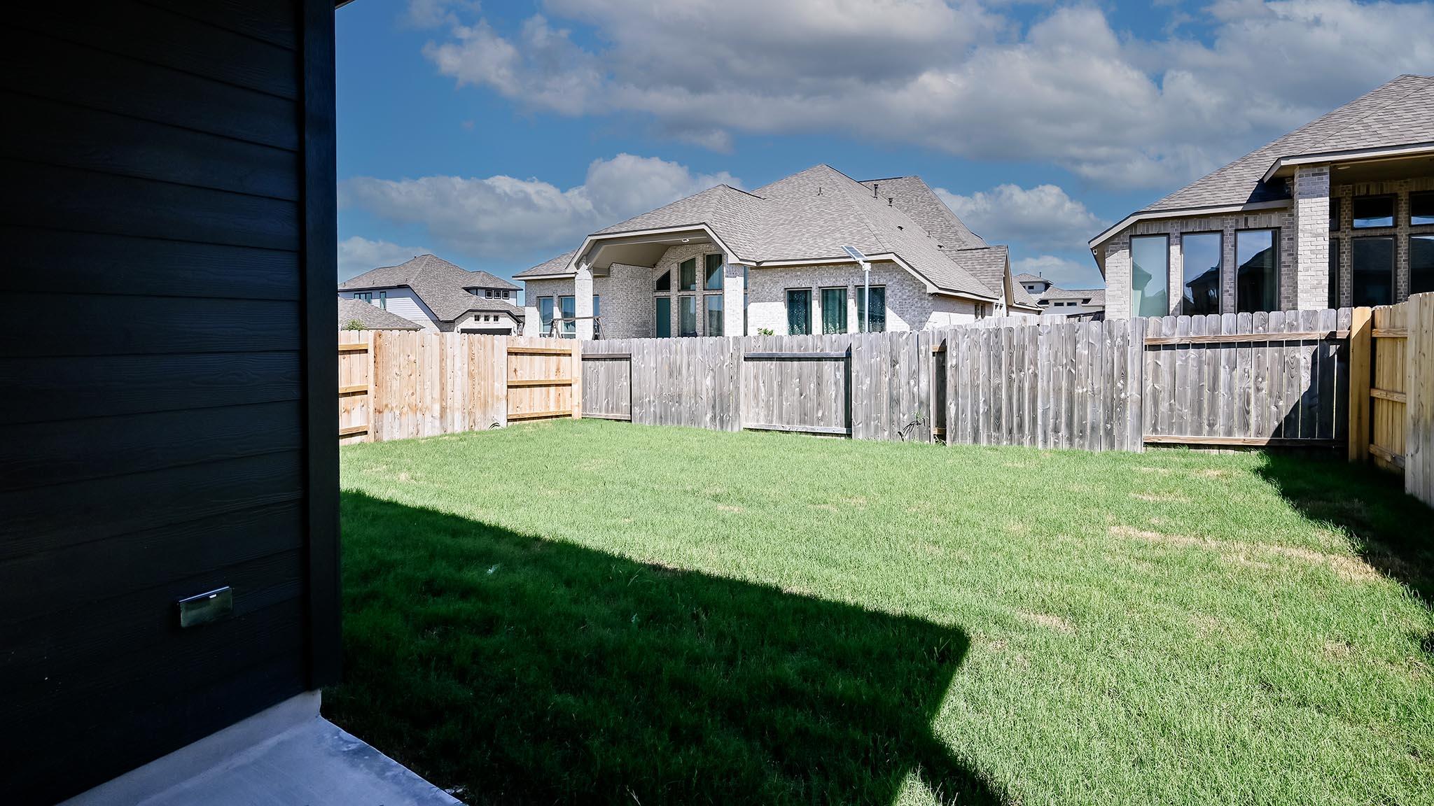 296 Reef Band Dr, Kyle, TX 78640