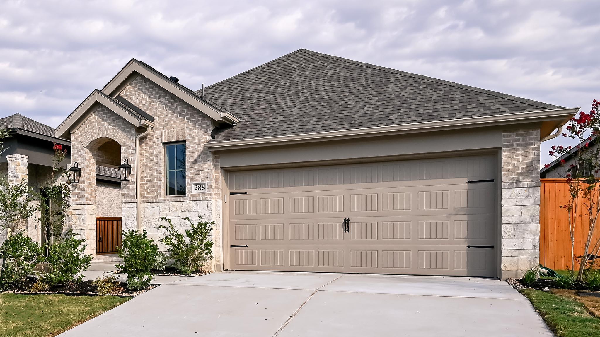 288 Reef Band Dr, Kyle, TX 78640
