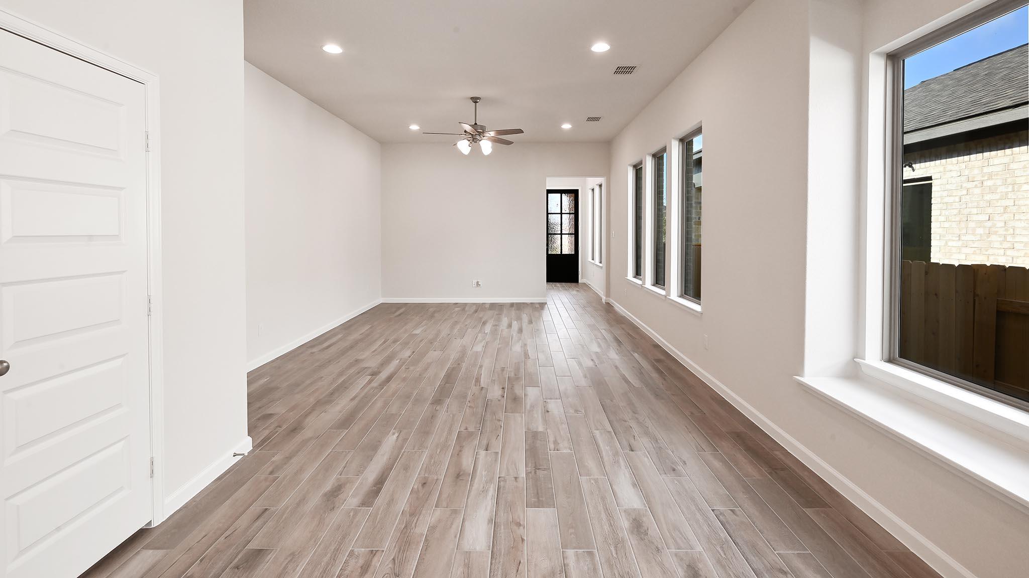 288 Reef Band Dr, Kyle, TX 78640