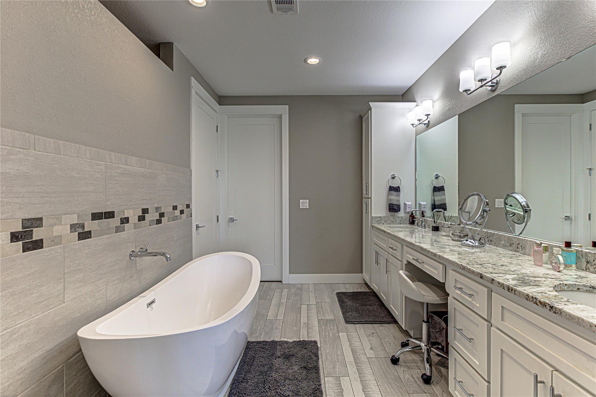 1313 Mountain Dew, Horseshoe Bay, TX 78657