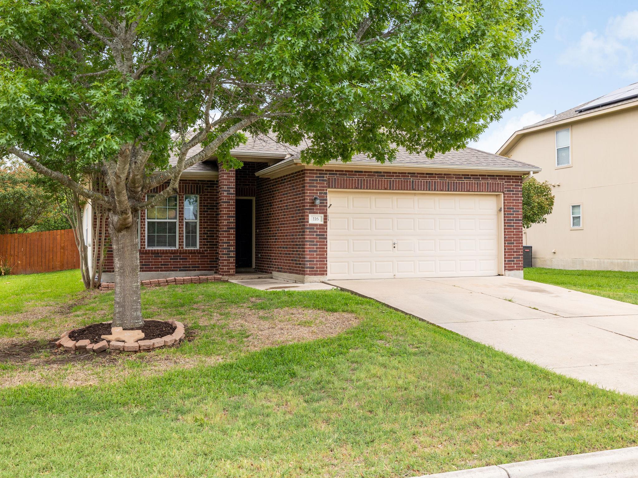 116 Brown St, Hutto, TX 78634