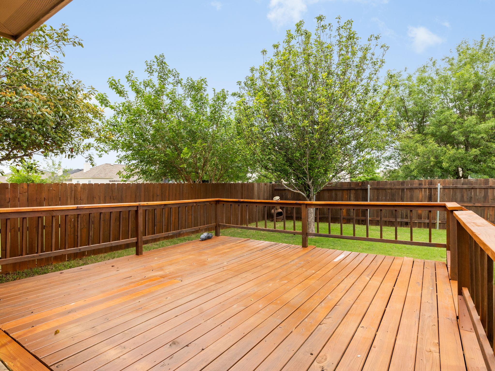 116 Brown St, Hutto, TX 78634