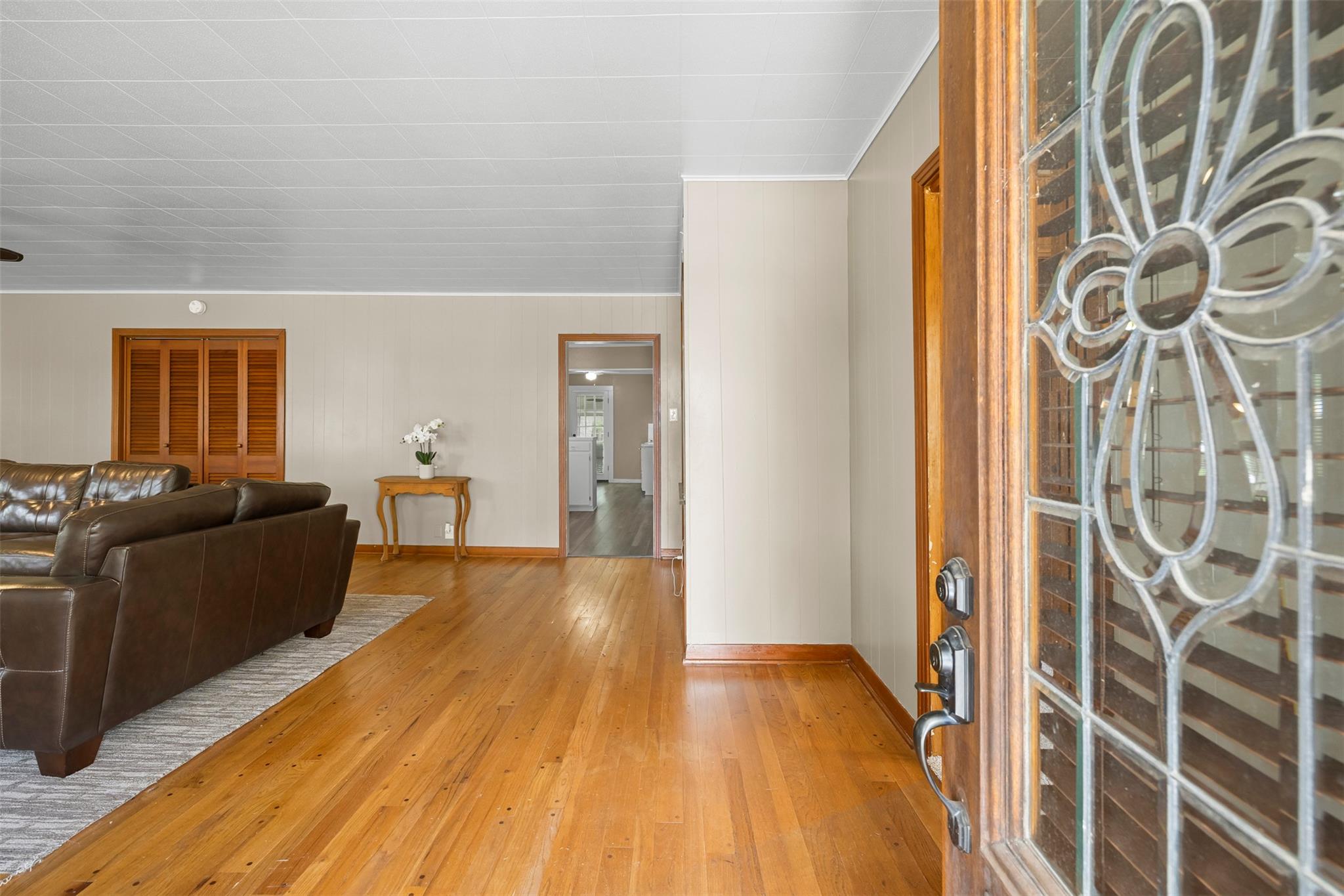 500 W Austin St, Luling, TX 78648