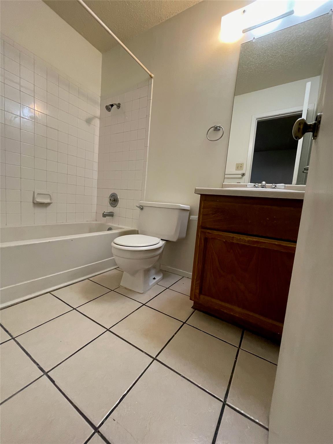 8005 West Gate Blvd # B, Austin, TX 78745