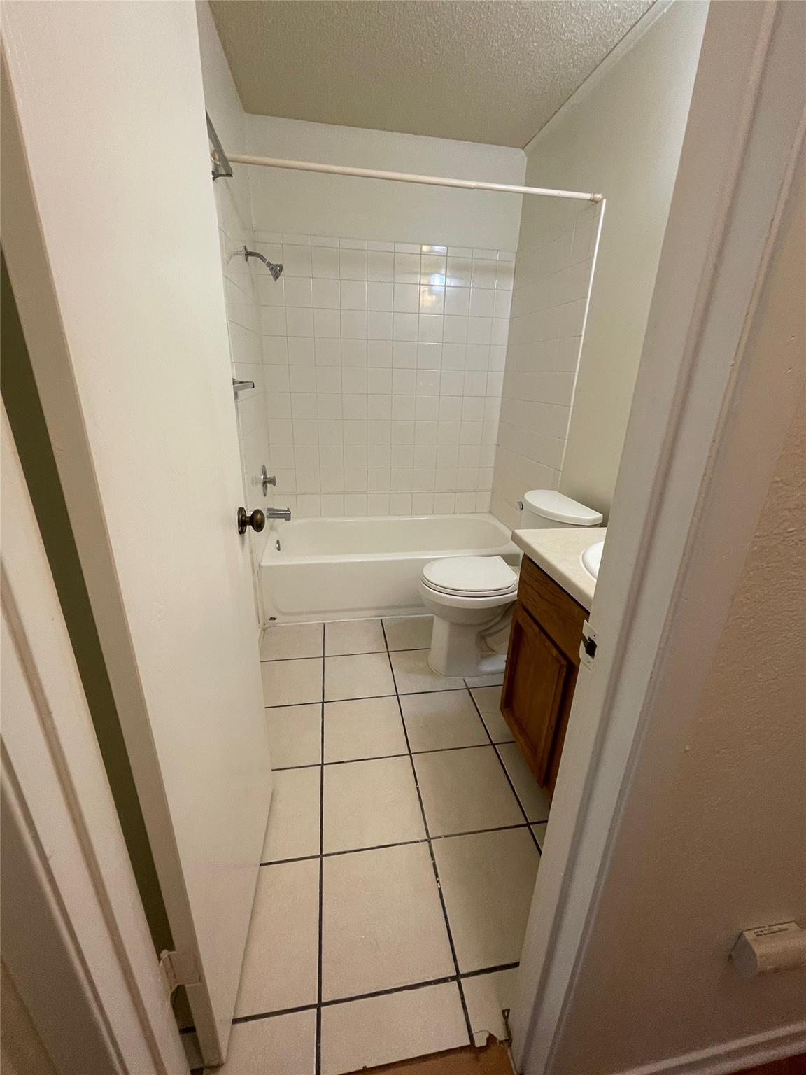 8005 West Gate Blvd # B, Austin, TX 78745