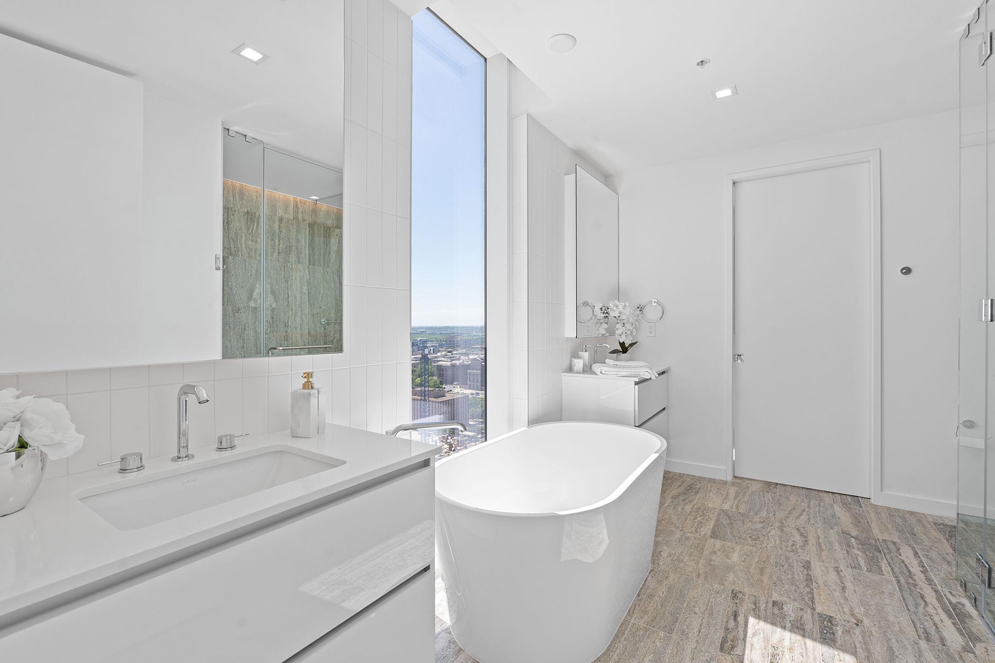 313 W 17th St # 2301, Austin, TX 78701