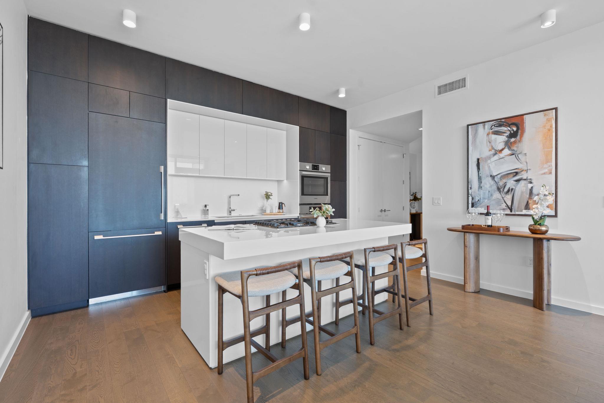 313 W 17th St # 2301, Austin, TX 78701