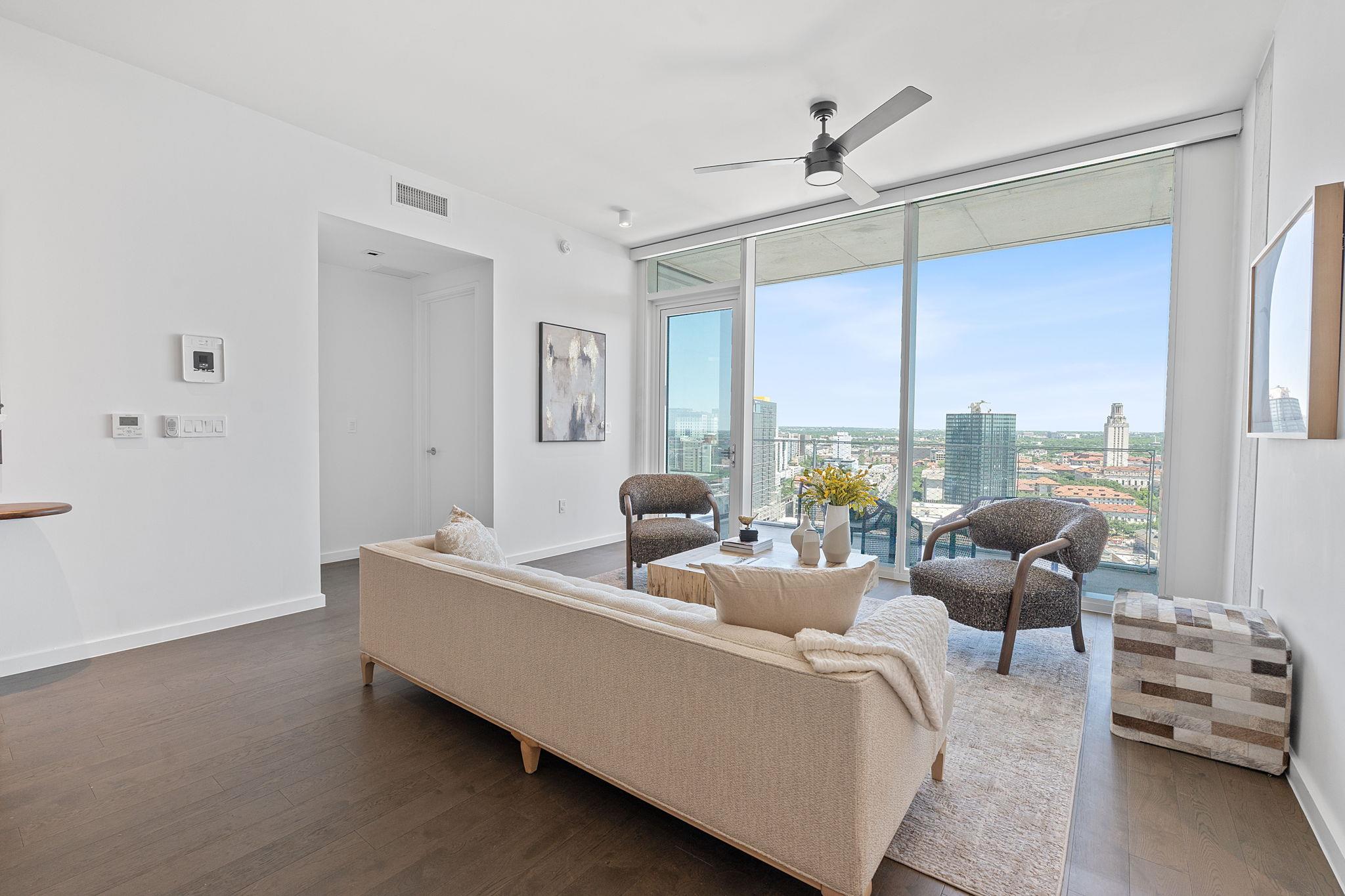 313 W 17th St # 2301, Austin, TX 78701