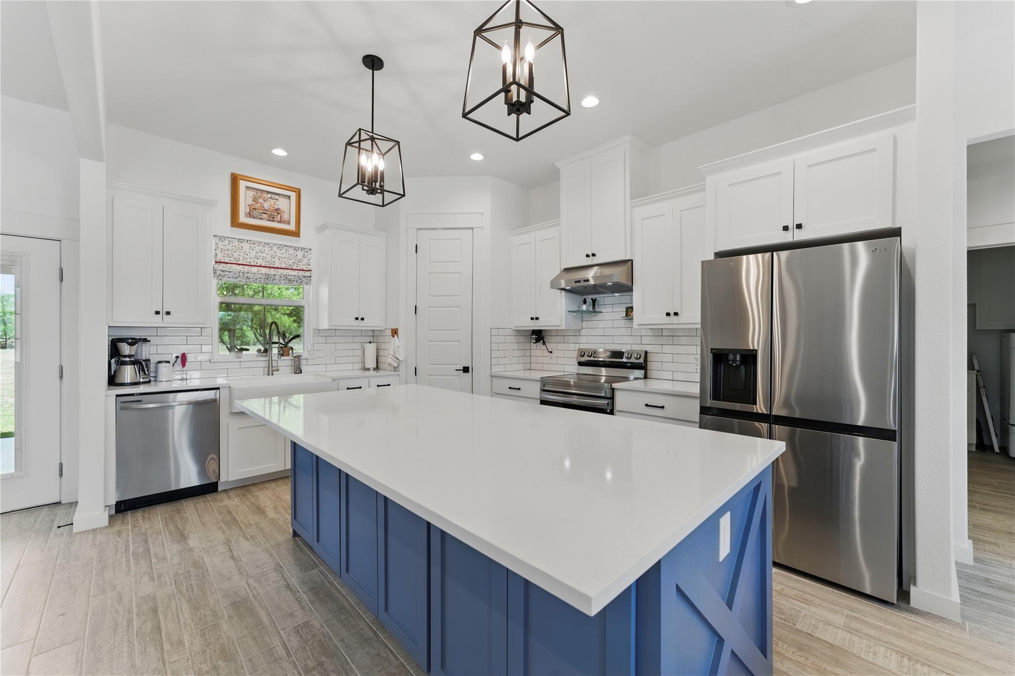 185 Tschoepe Rd, Seguin, TX 78155