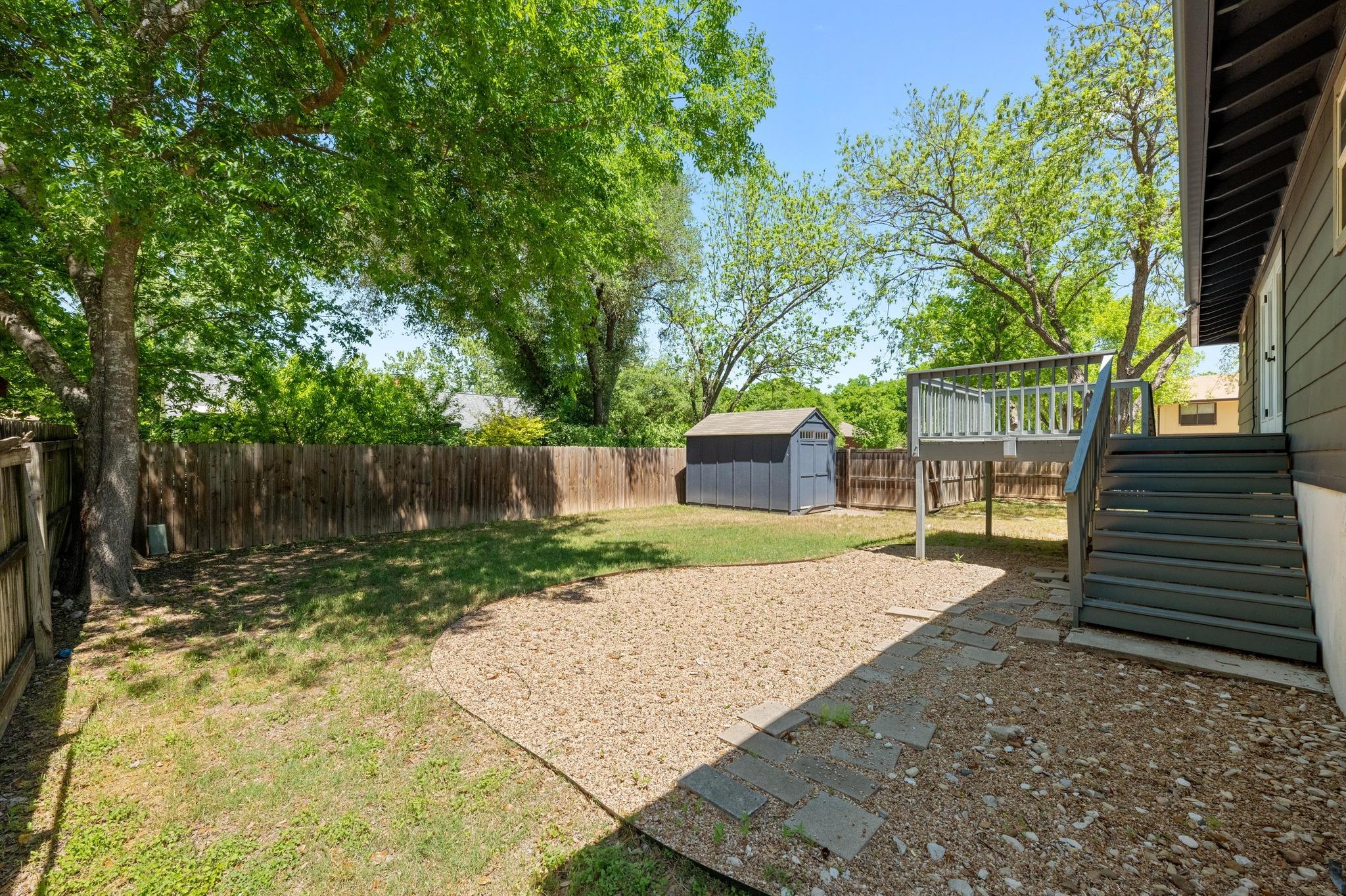 7406 Crystalbrook Dr, Austin, TX 78724