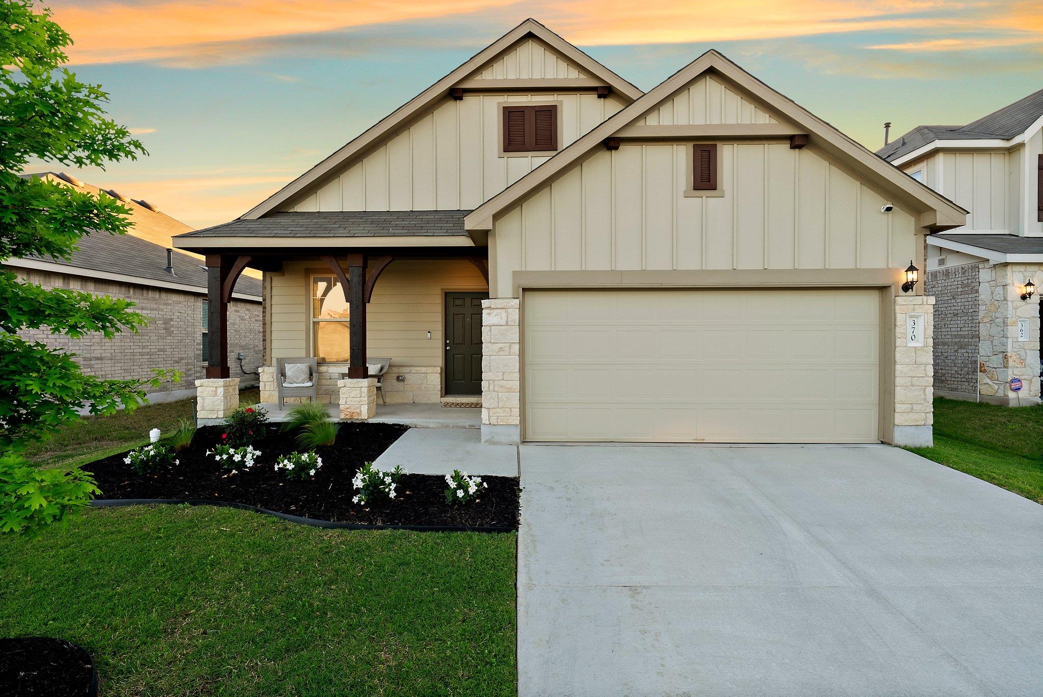 370 Grace Lilly Dr, Buda, TX 78610