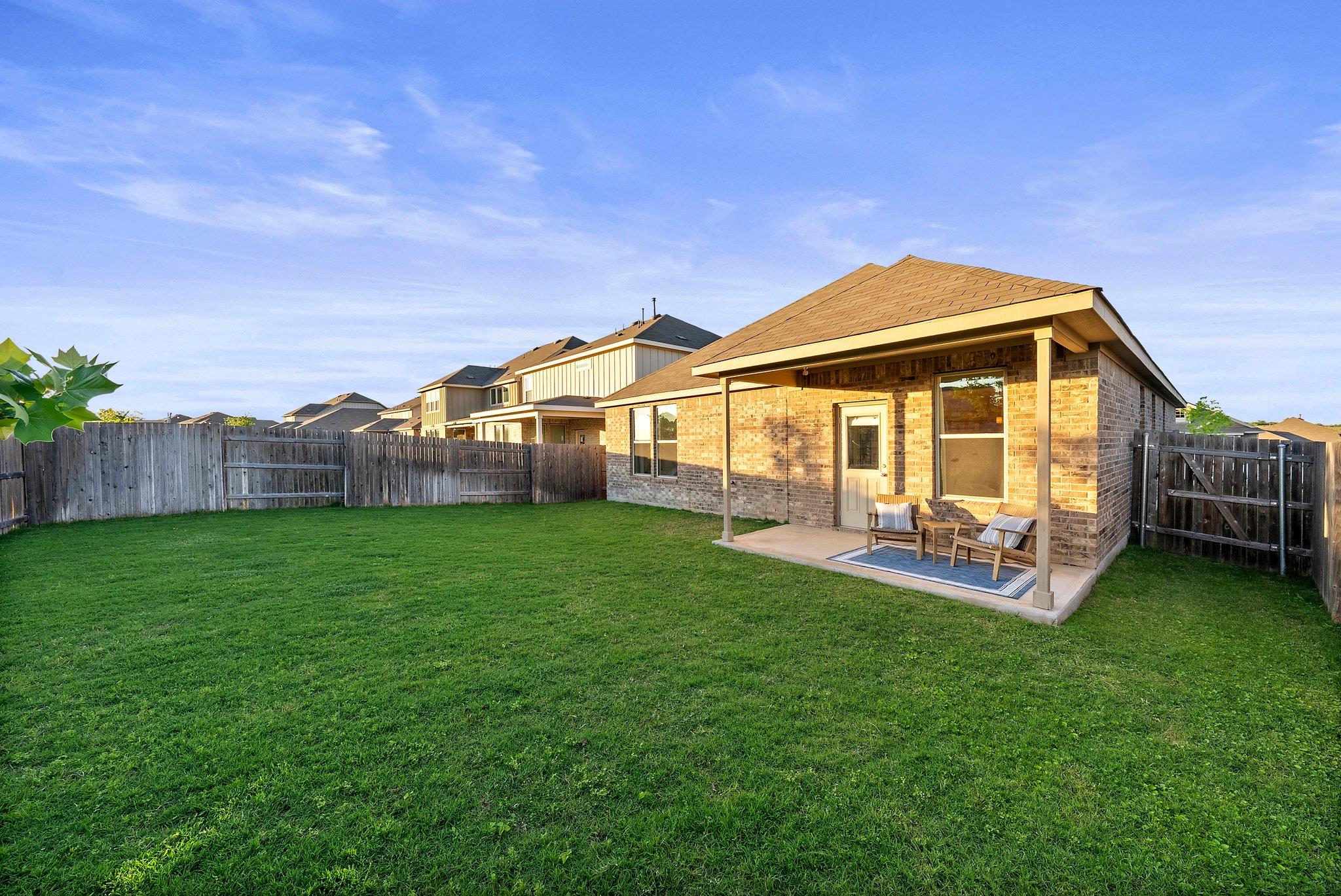 370 Grace Lilly Dr, Buda, TX 78610