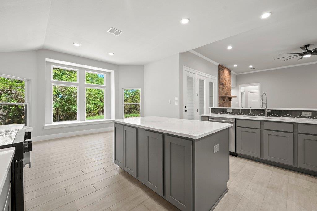 6 Sonata Cir, Wimberley, TX 78676
