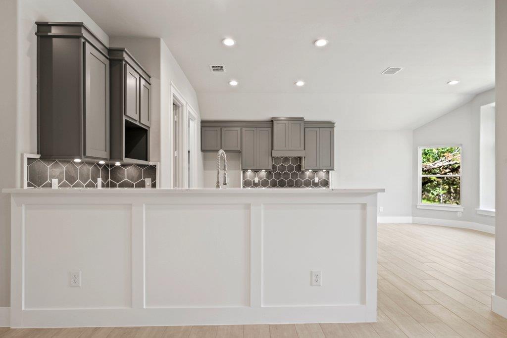 6 Sonata Cir, Wimberley, TX 78676