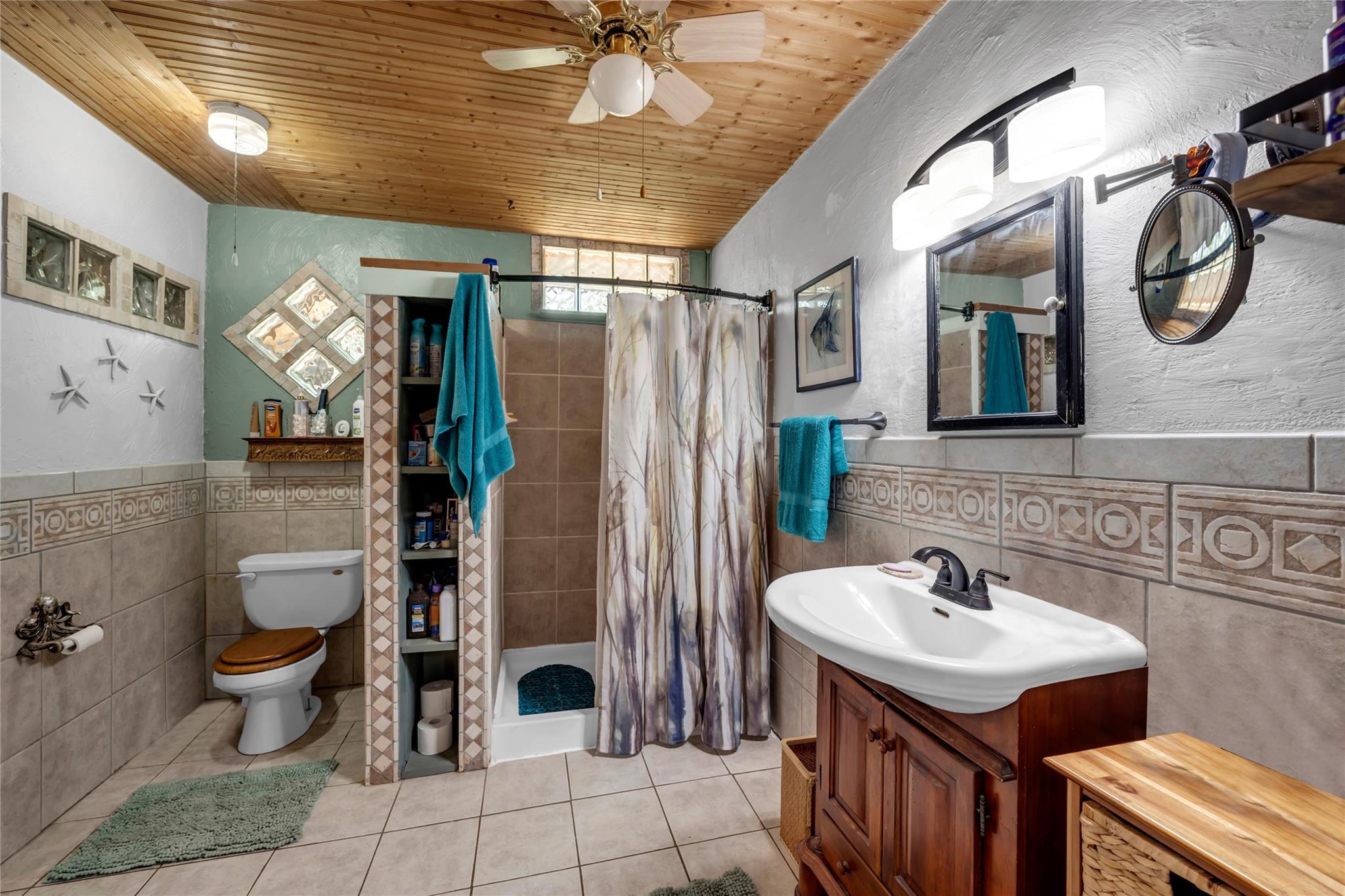 23024 Round Mountain Cir, Leander, TX 78641