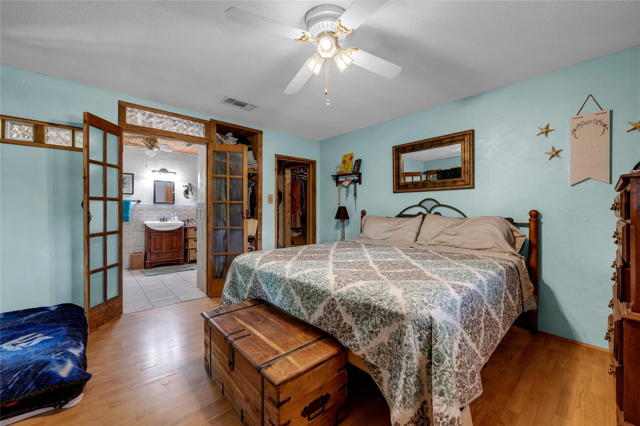 23024 Round Mountain Cir, Leander, TX 78641