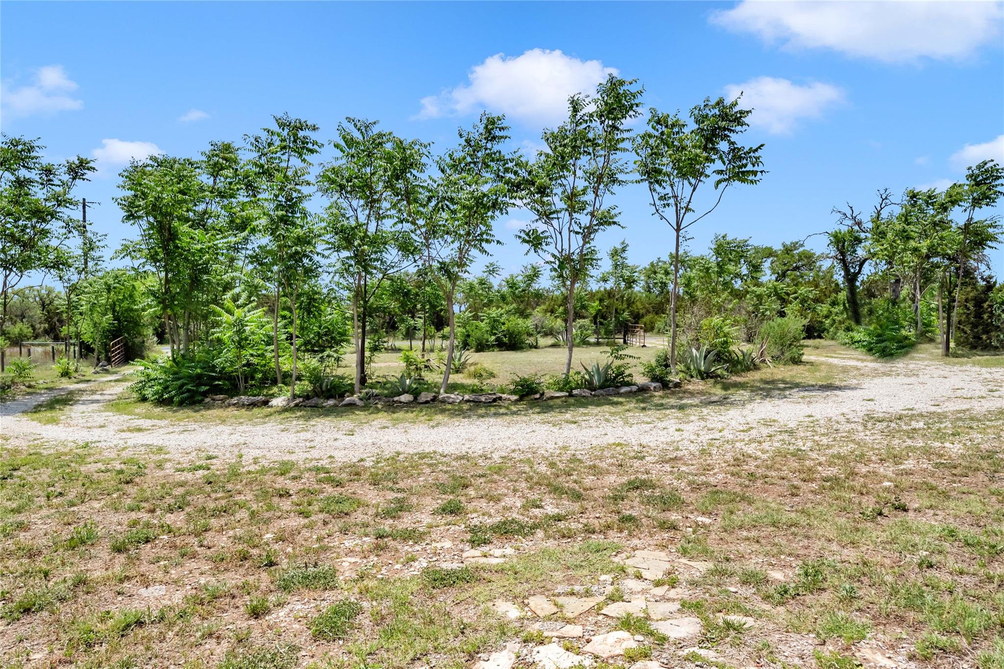 23024 Round Mountain Cir, Leander, TX 78641