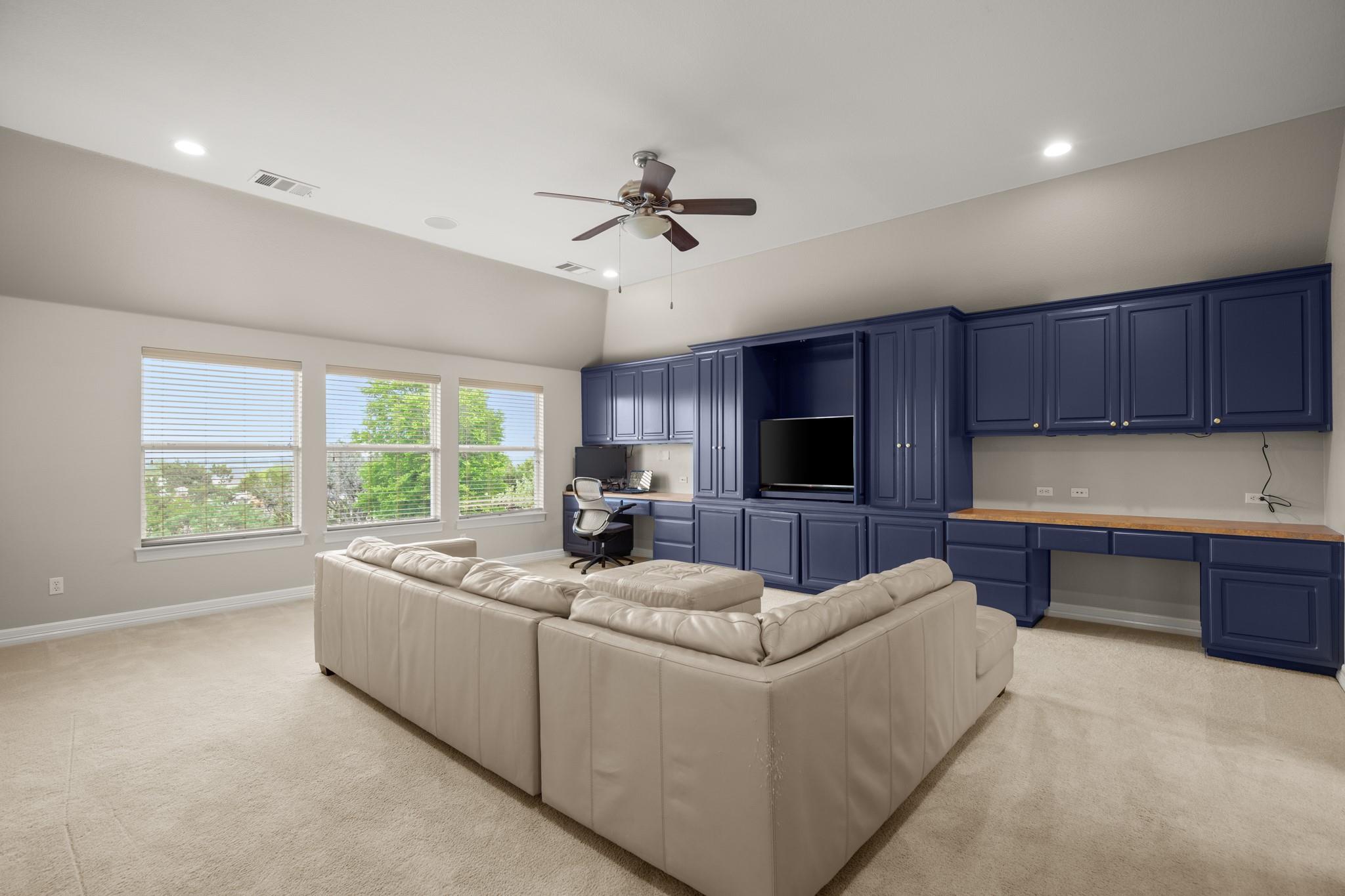 601 Scenic Path, Leander, TX 78641