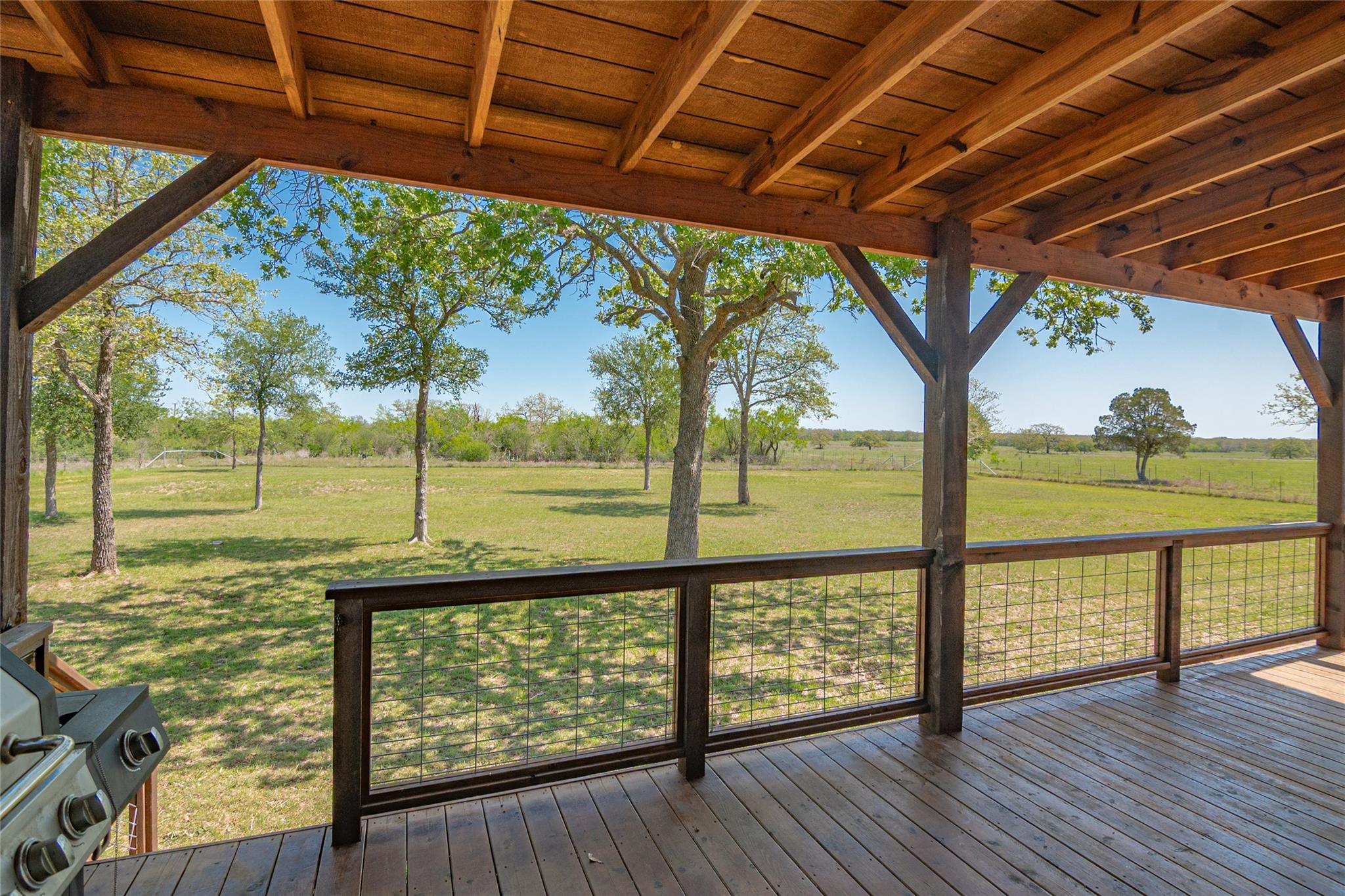 2105 Fm 1104, Kingsbury, TX 78638