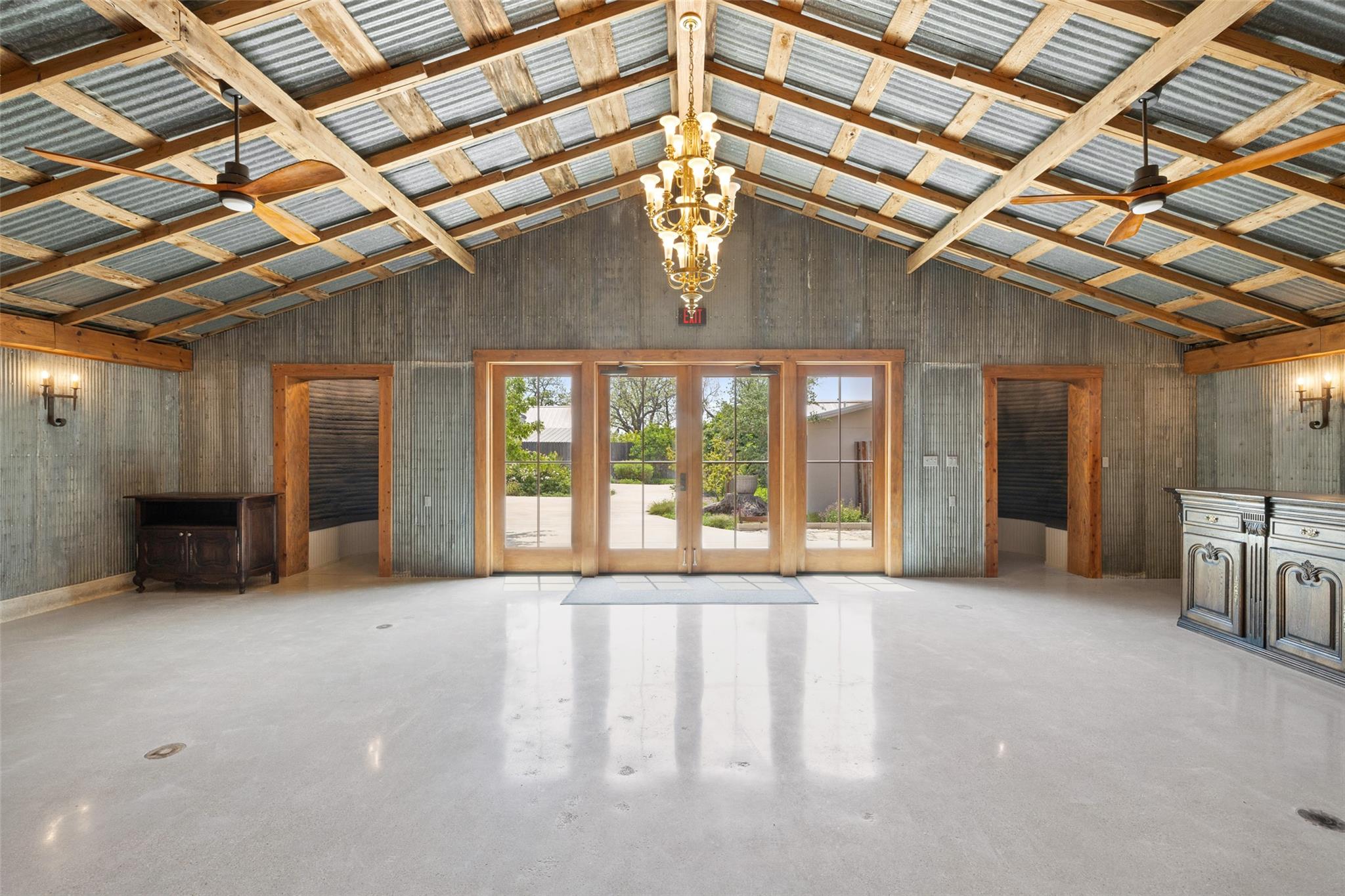 208 Danos Dr, Fredericksburg, TX 78624