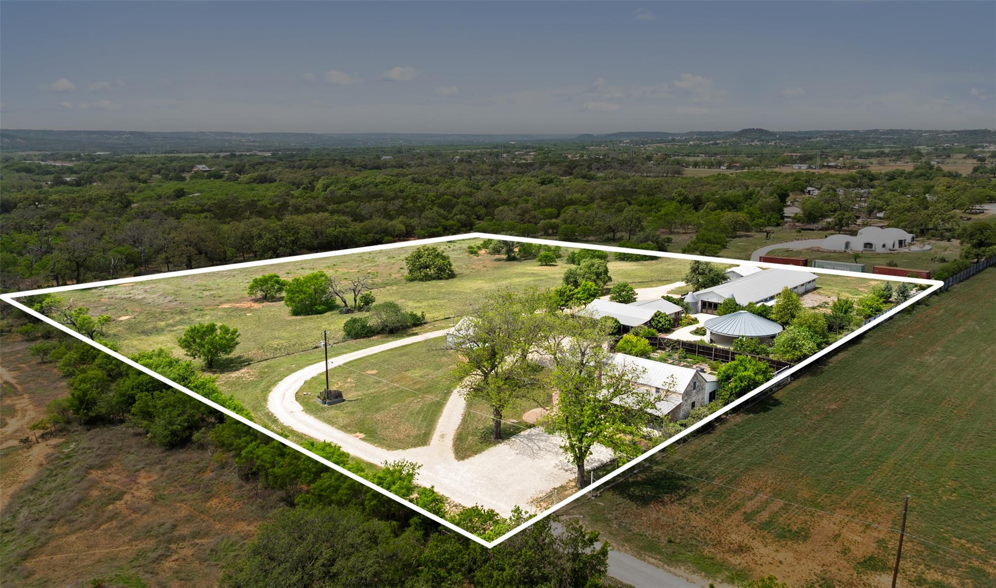 208 Danos Dr, Fredericksburg, TX 78624