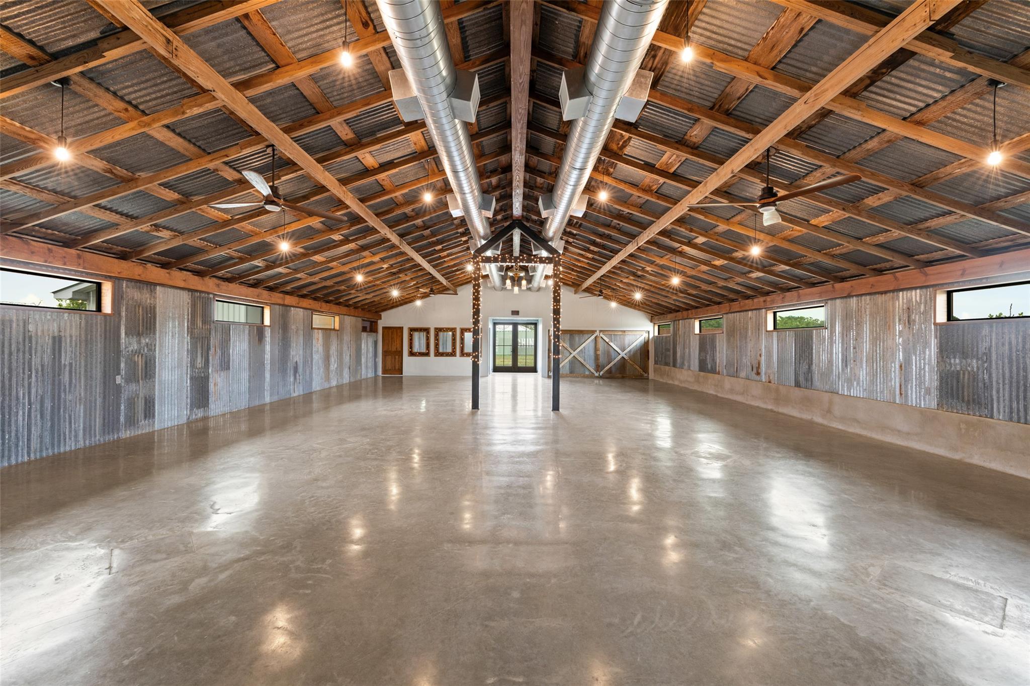 208 Danos Dr, Fredericksburg, TX 78624