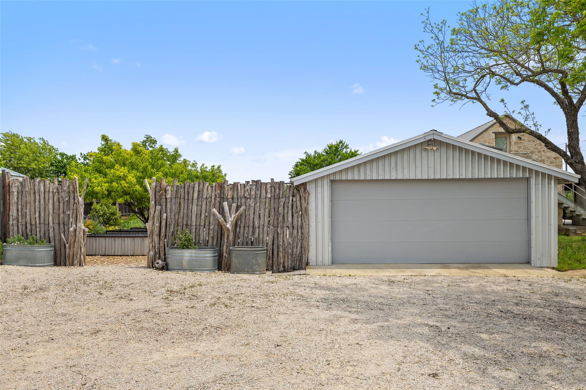 208 Danos Dr, Fredericksburg, TX 78624