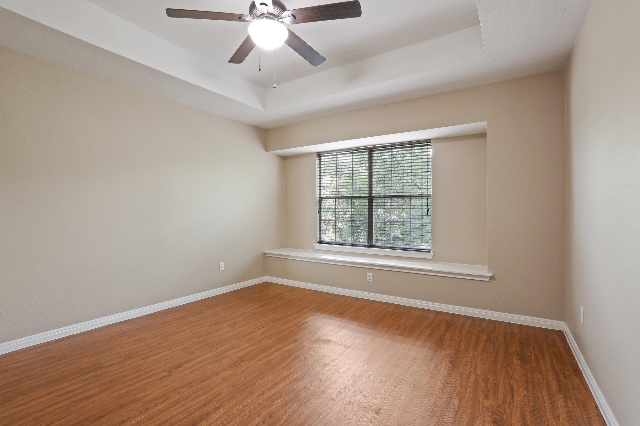 1900 Little Elm Trl # 52, Cedar Park, TX 78613